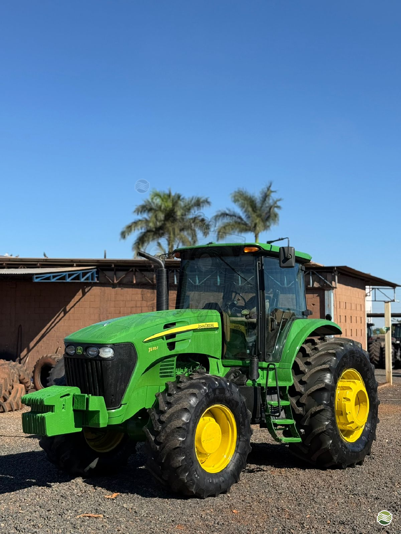 TRATOR JOHN DEERE JOHN DEERE 7210J Tração 4x4 Consulting Agro ITUVERAVA SÃO PAULO SP